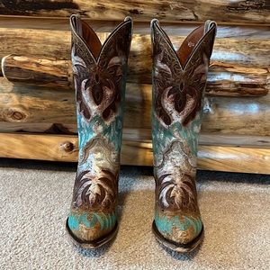 Dan Post All Eyes on Me